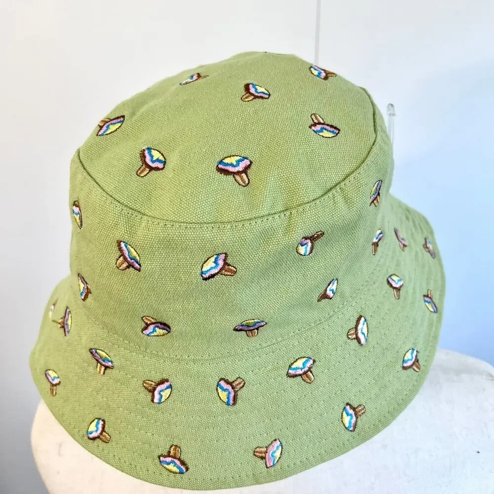 Urban Outfitters Mushroom Bucket Hat Light Green Packable
